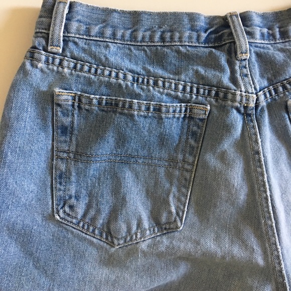 SOLD. Vintage Tommy Hilfiger Shorts - Picture 4 of 6